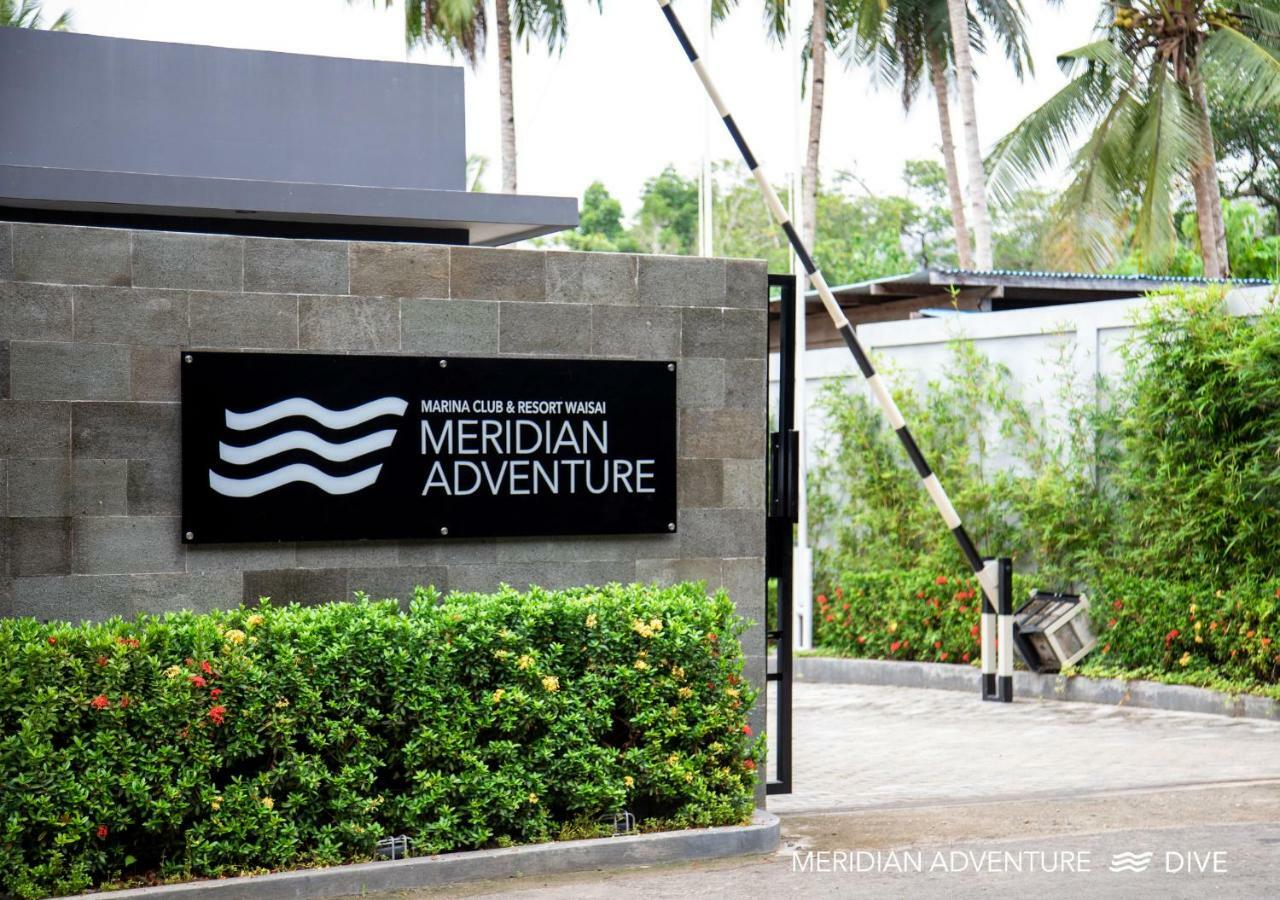 Meridian Adventure Marina Club & Resort Waisai Buitenkant foto