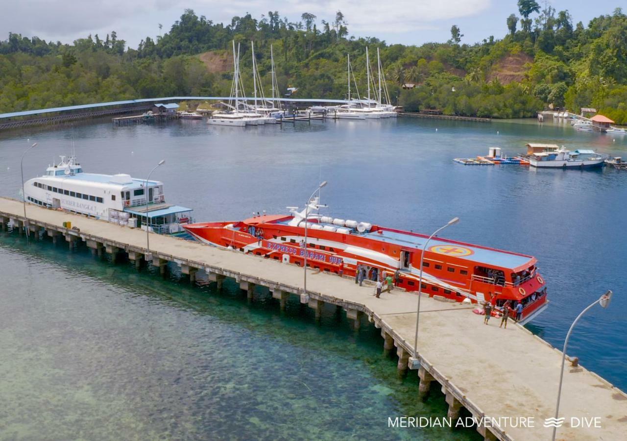 Meridian Adventure Marina Club & Resort Waisai Buitenkant foto